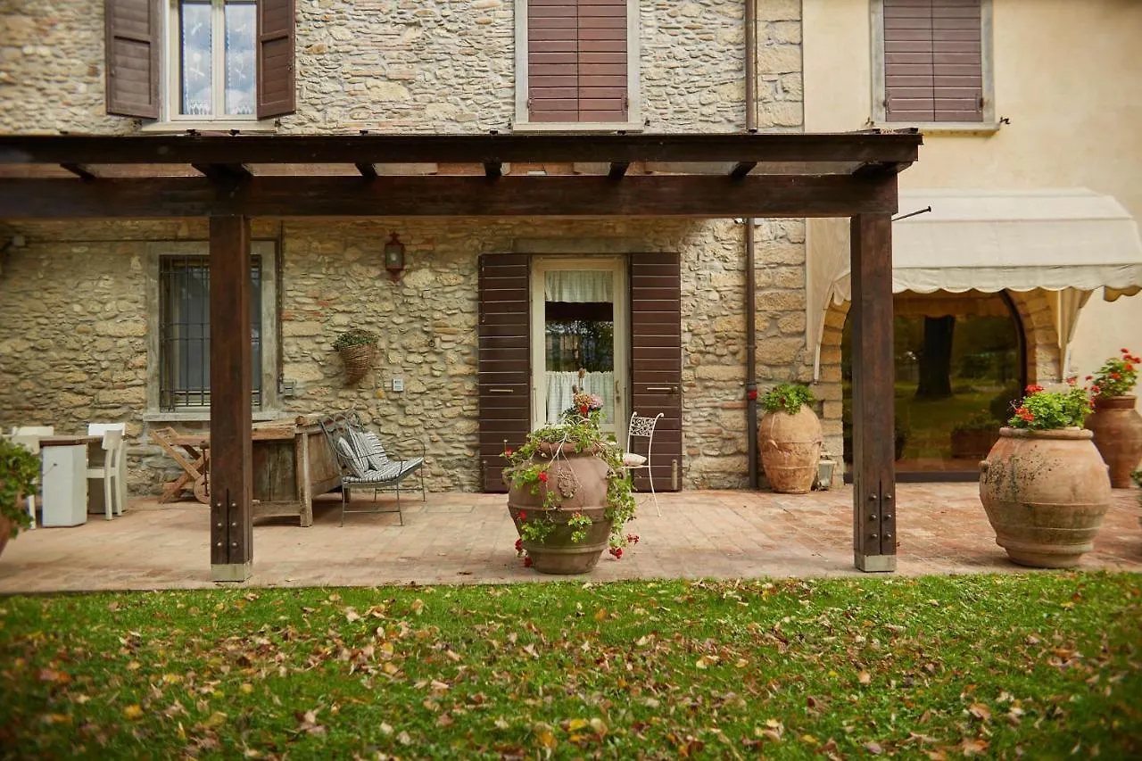 Agriturismo Virano19 كاستروكارو تيرمي مزرعة للإقامة