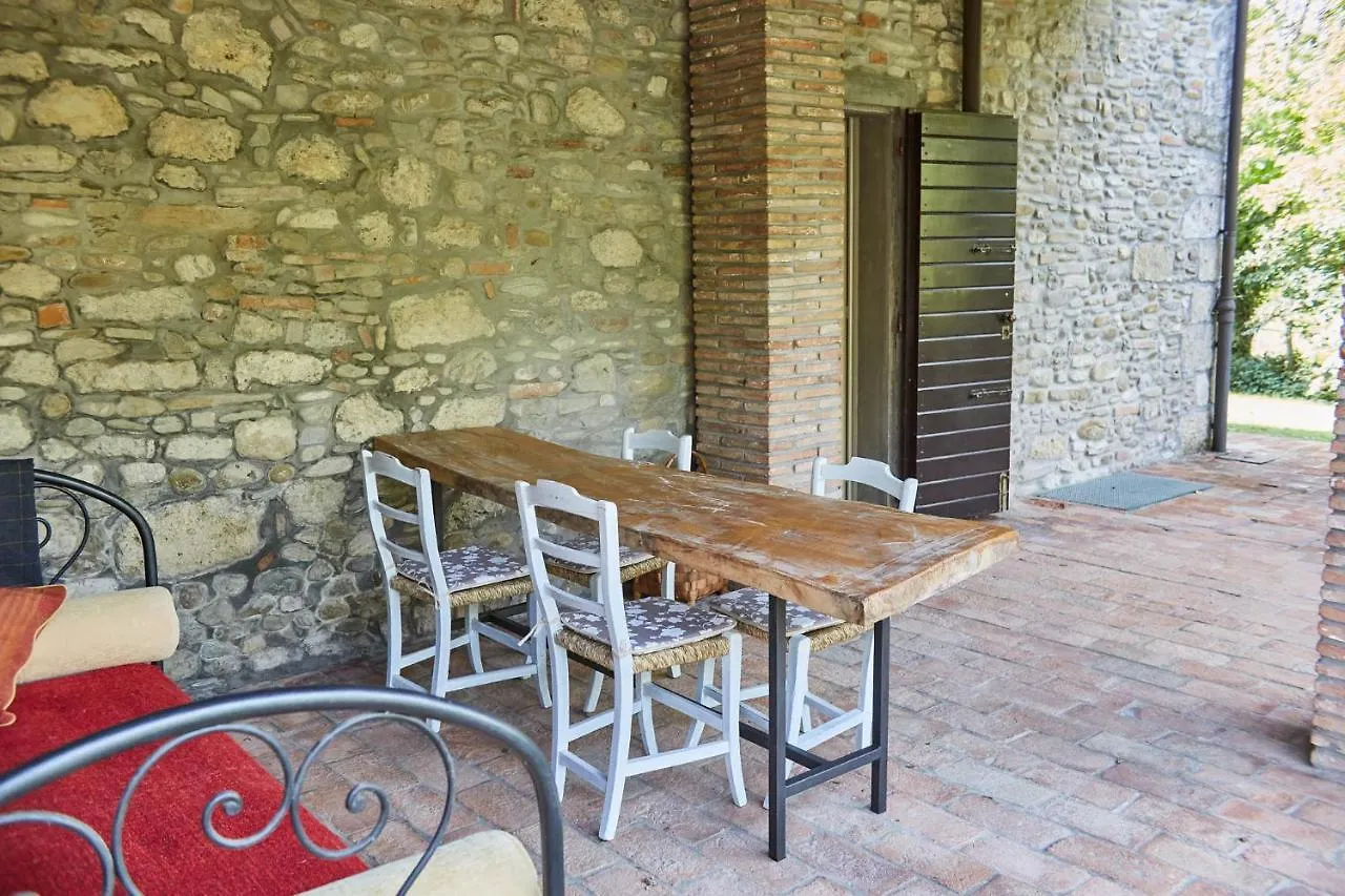 Agriturismo Virano19 كاستروكارو تيرمي مزرعة للإقامة